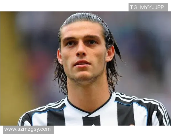 足球球星爱心发型潮流来袭 展现个性与情感的新风尚